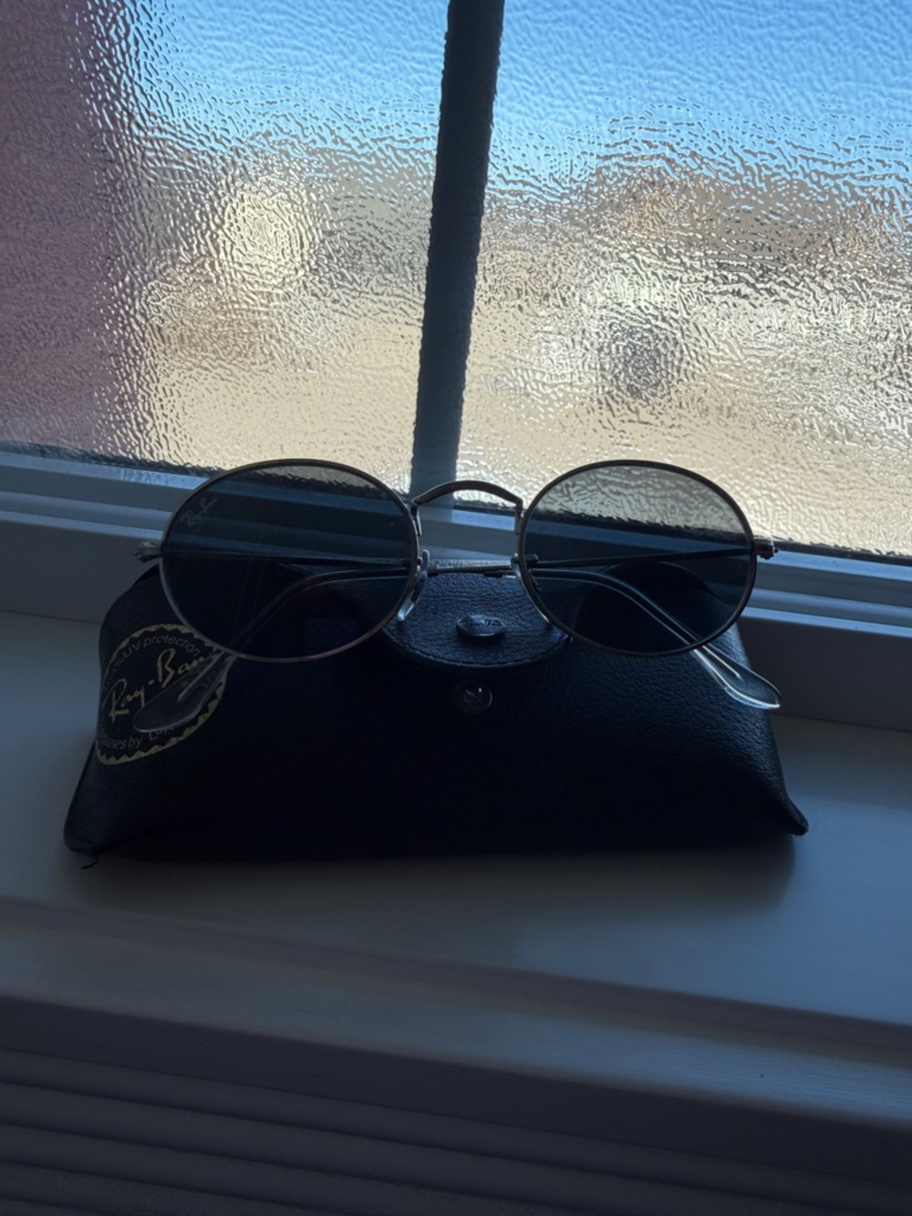 Ray-Ban Round Metal Sunglasses with Black Lenses and Silver Frame new